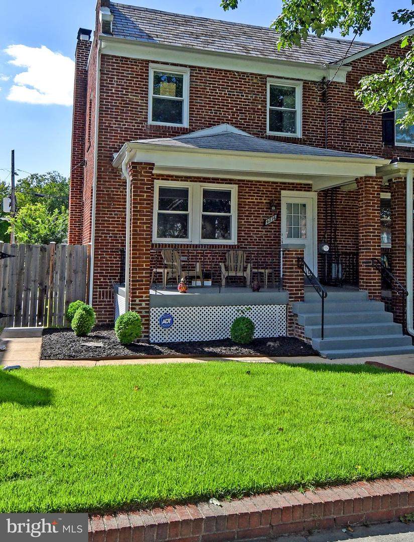 4716 10TH Street - Photo 1