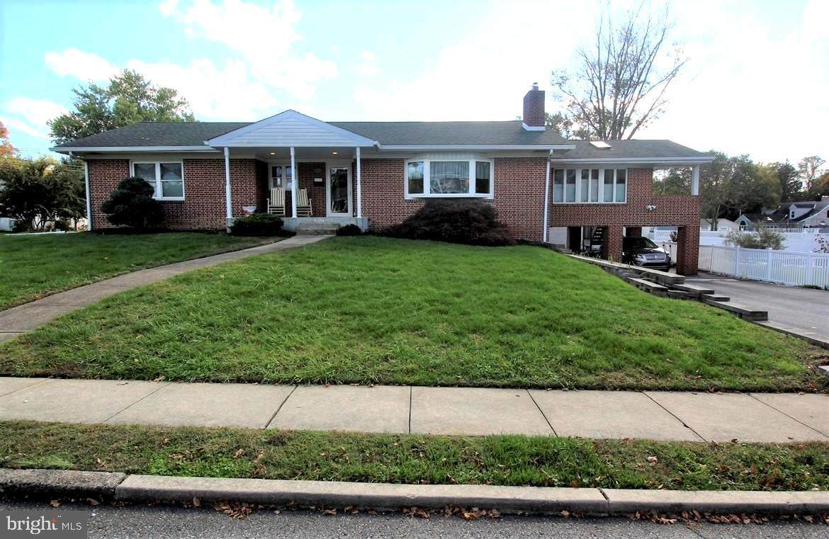 1143 Villanova Avenue - Photo 1