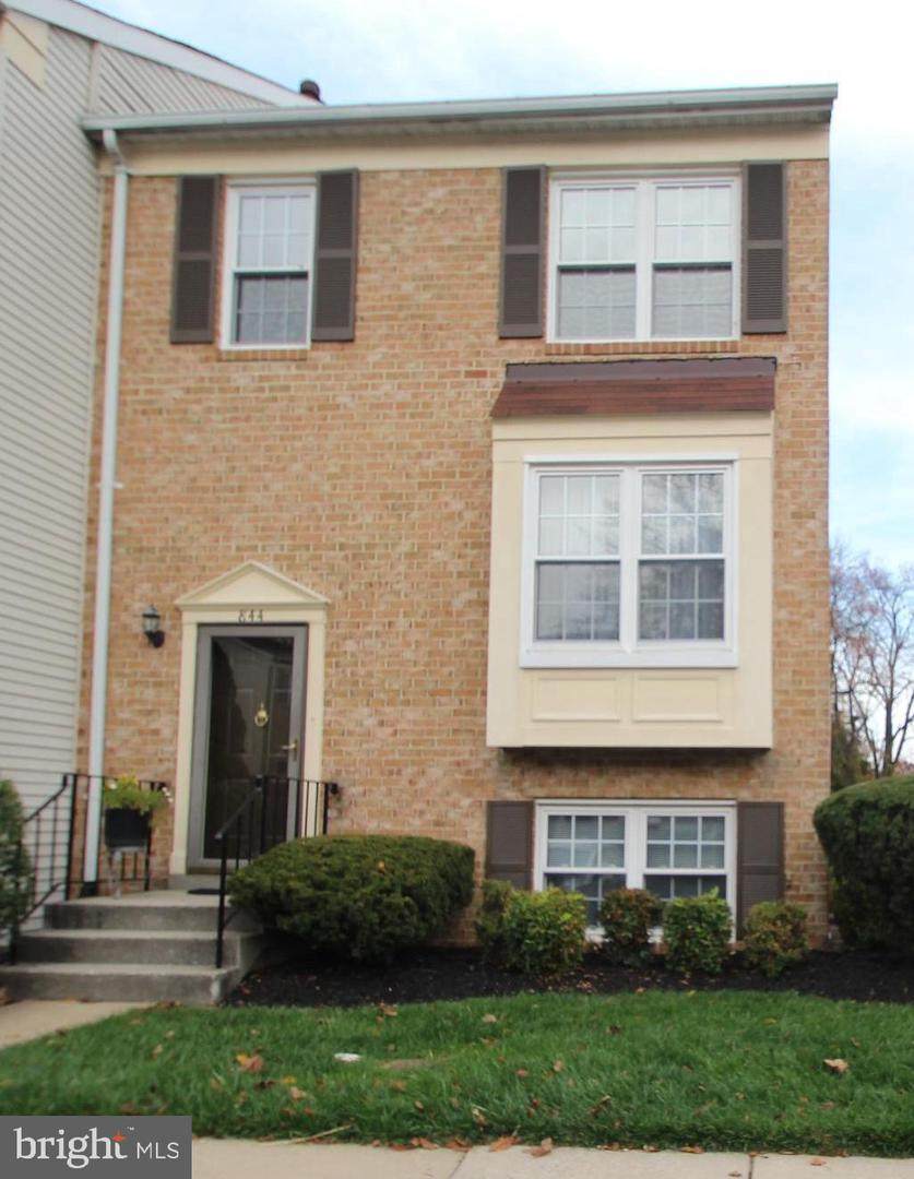 844 Ivy League Lane - Photo 1