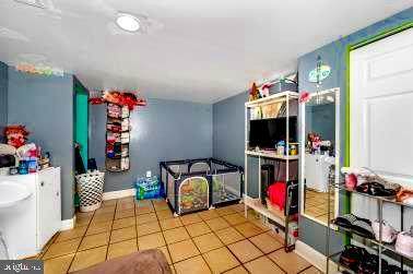 https://bt-photos.global.ssl.fastly.net/brightmls/orig_boomver_7_804608316062-2.jpg