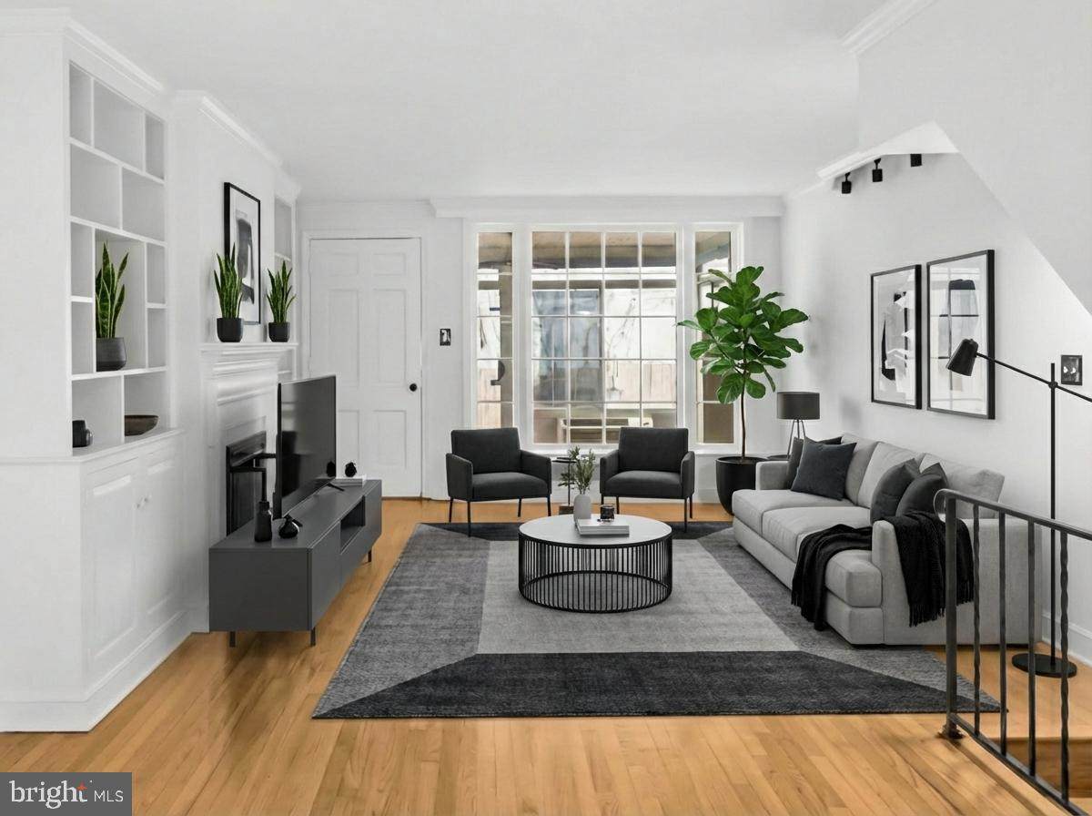 2420 I Street - Photo 1