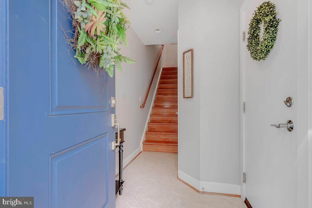 5708 45TH Avenue - Photo 1