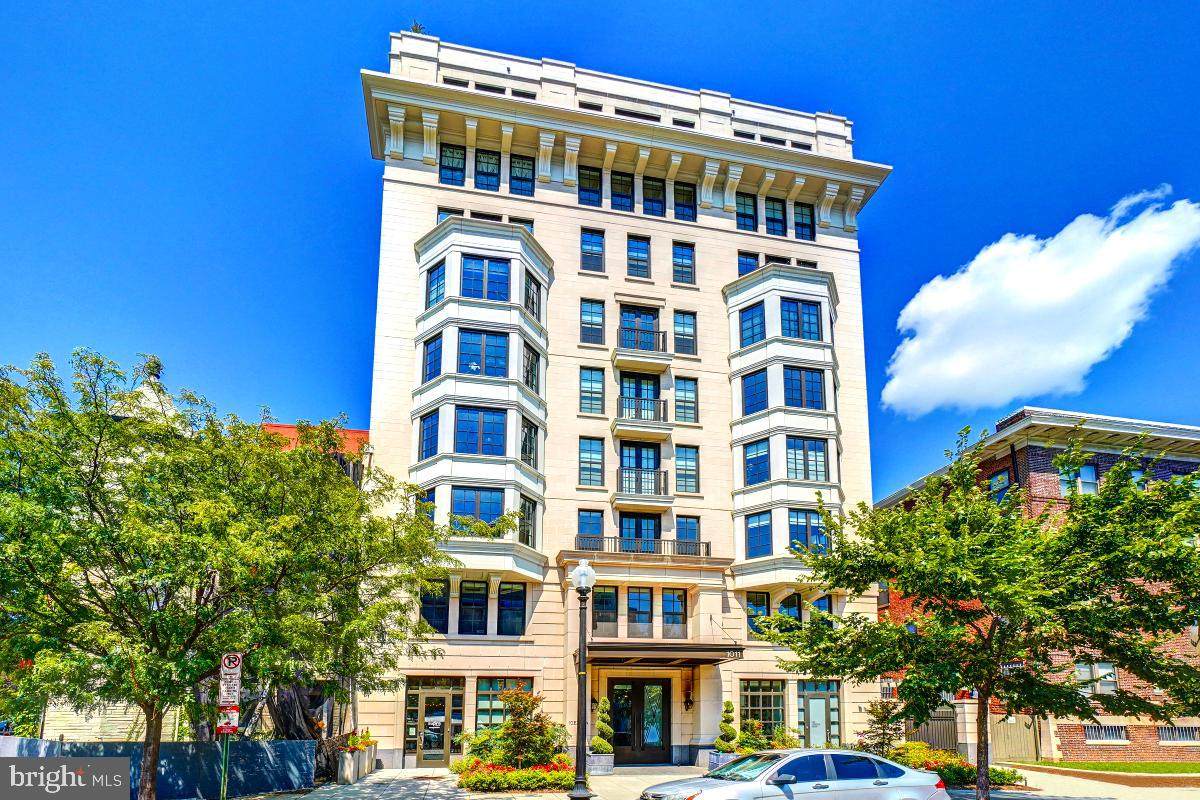 1011 M Street - Photo 1