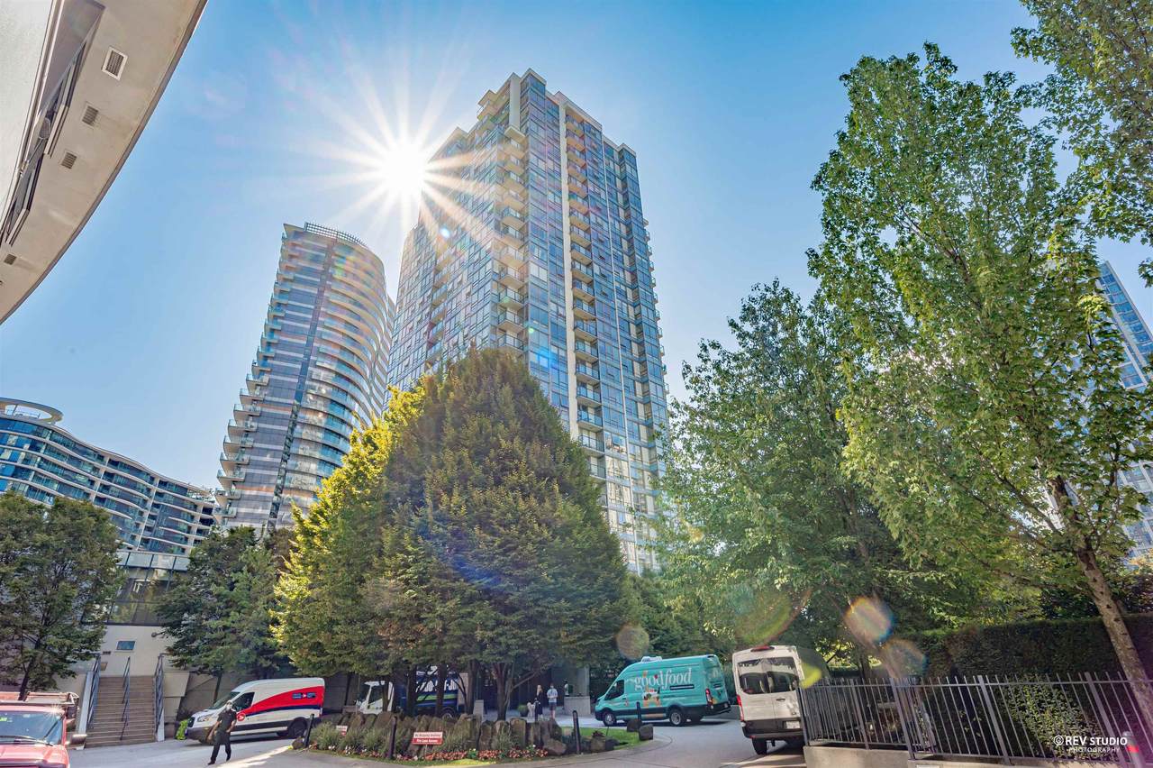 939 Expo Boulevard - Photo 1