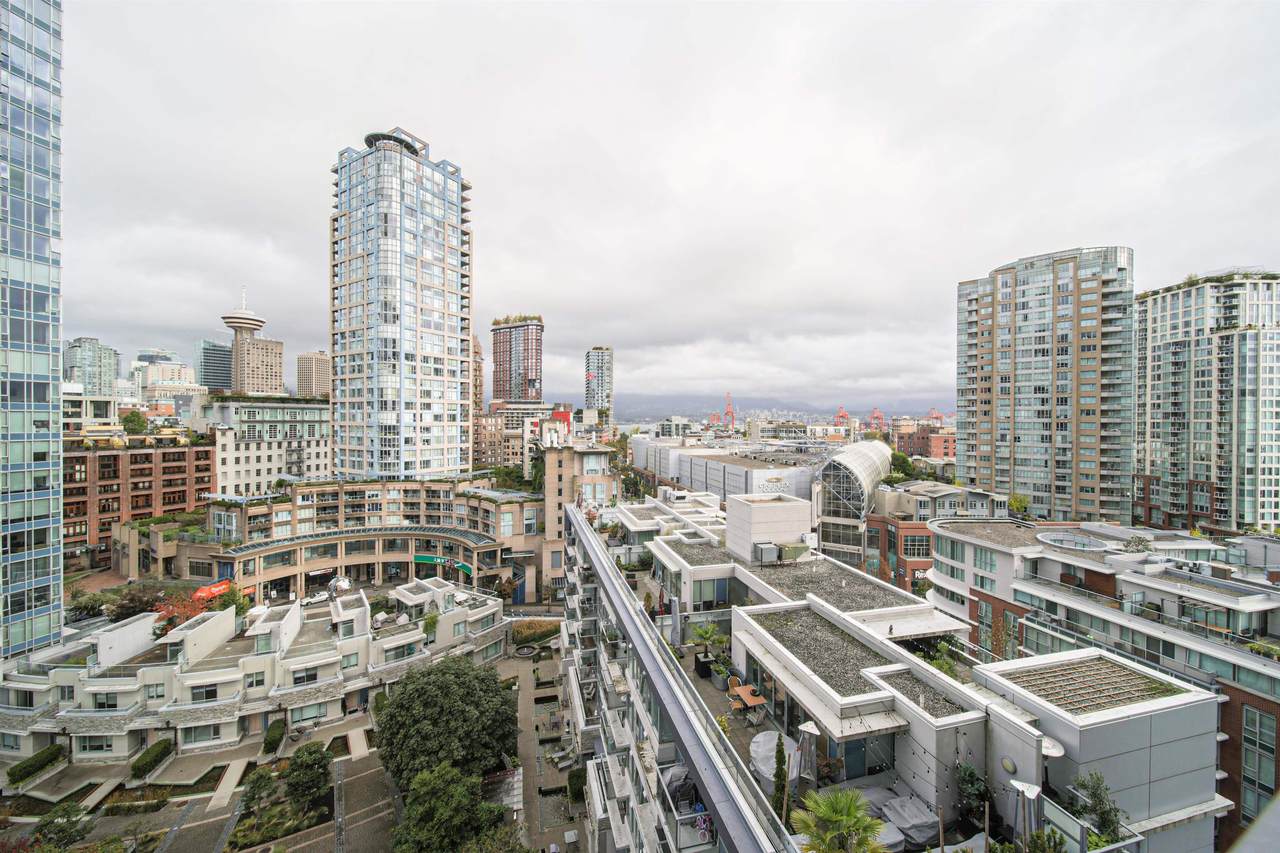 689 Abbott Street - Photo 1