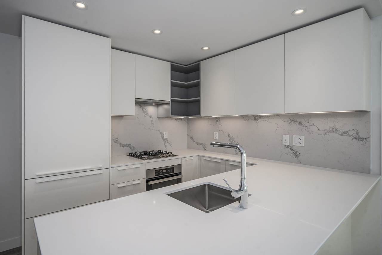 6699 Dunblane Avenue - Photo 1
