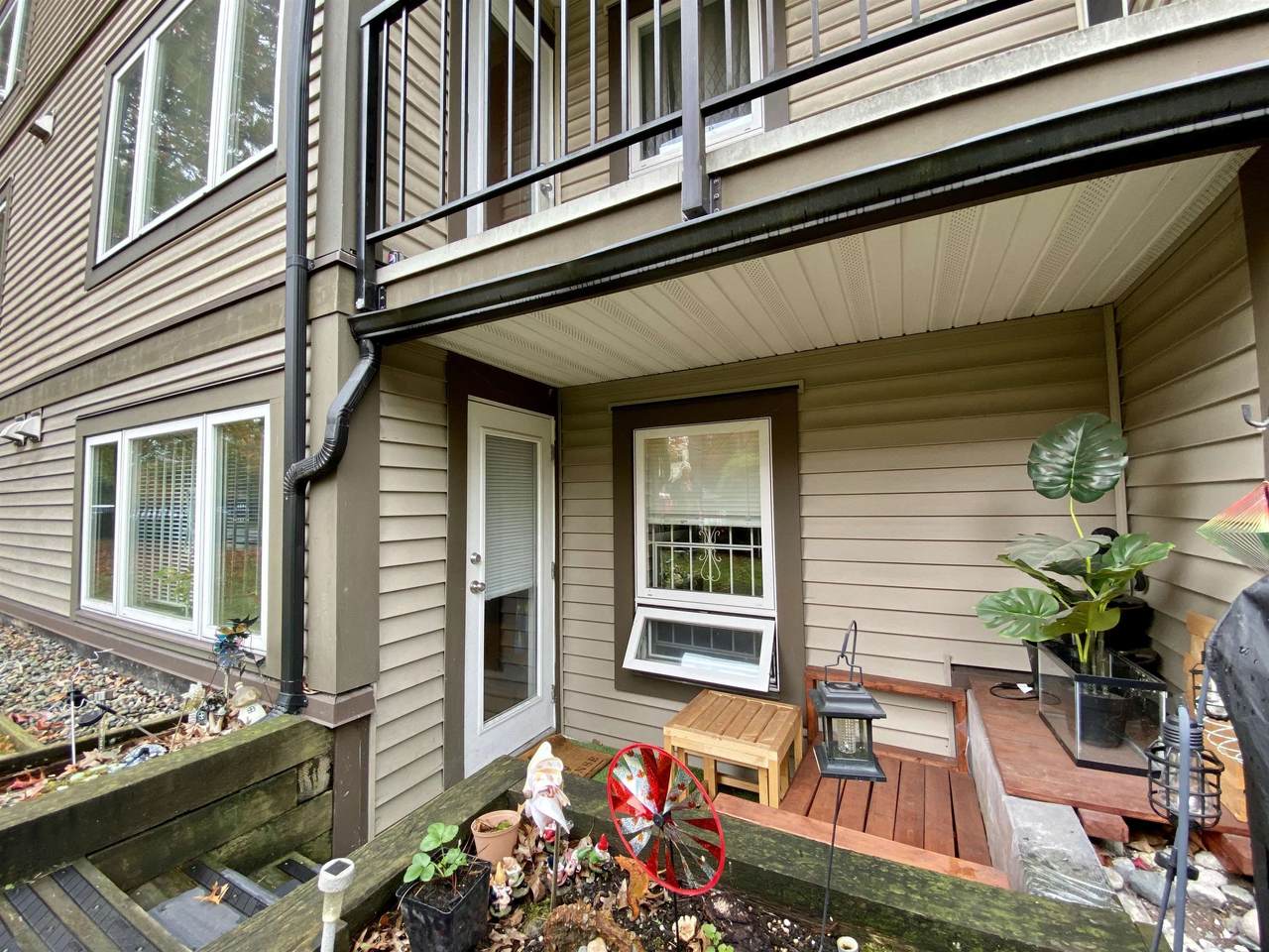 1040 Broadway - Photo 1