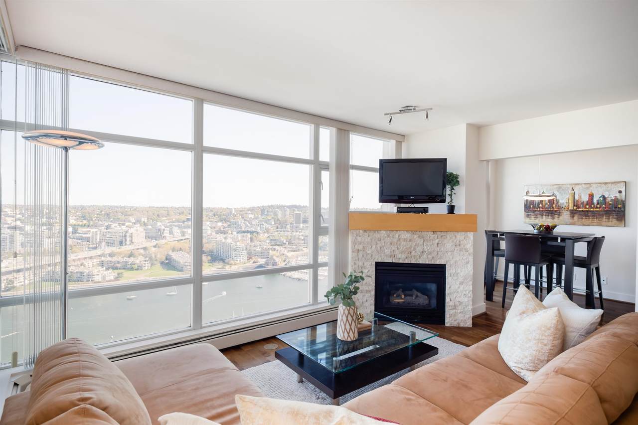1199 Marinaside Crescent - Photo 1