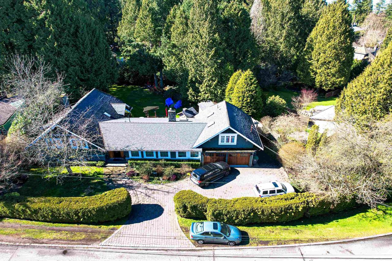 2647 Cedar Drive - Photo 1