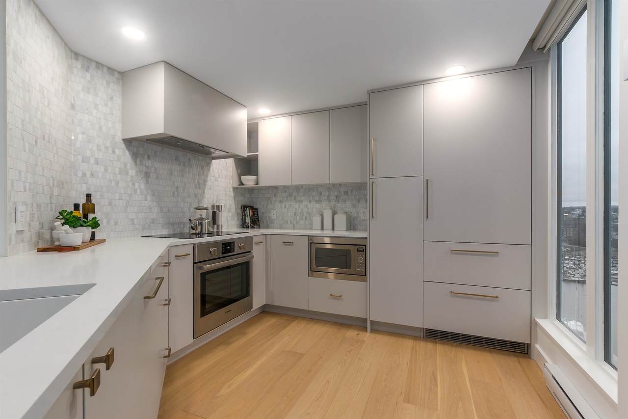 1000 Beach Avenue - Photo 1