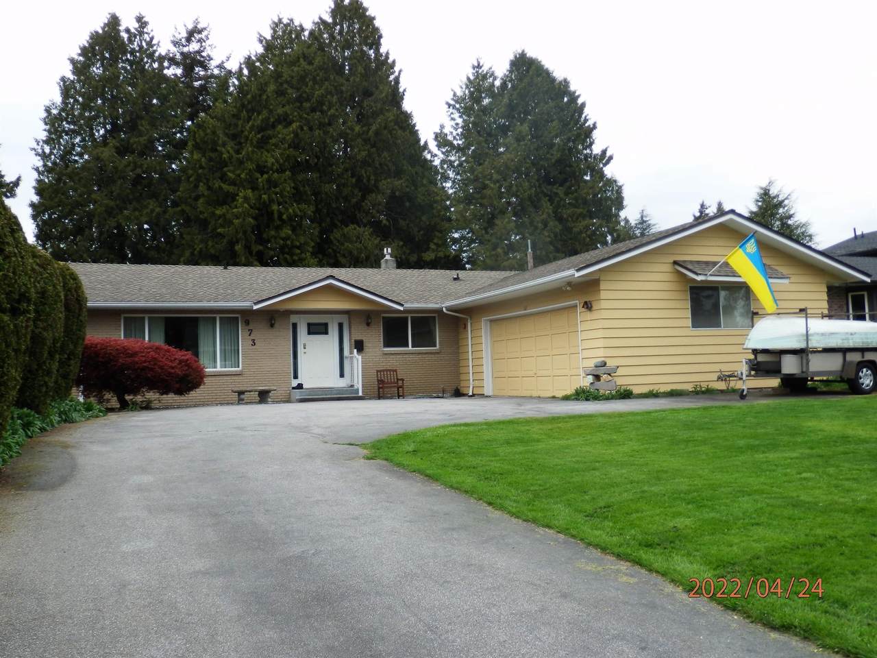 973 50 Street - Photo 1