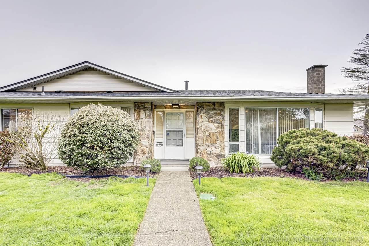 11231 Daniels Road - Photo 1