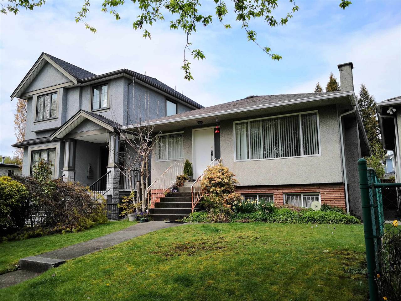 111 47TH Avenue - Photo 1