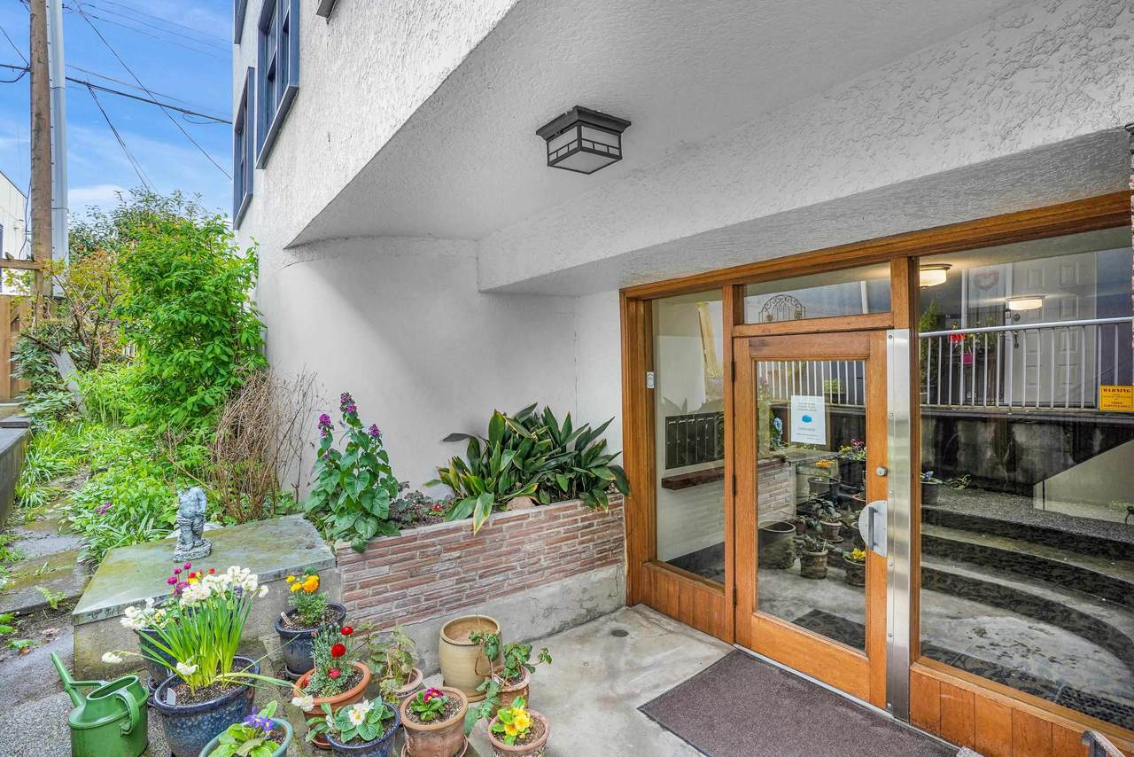 1420 Arbutus Street - Photo 1