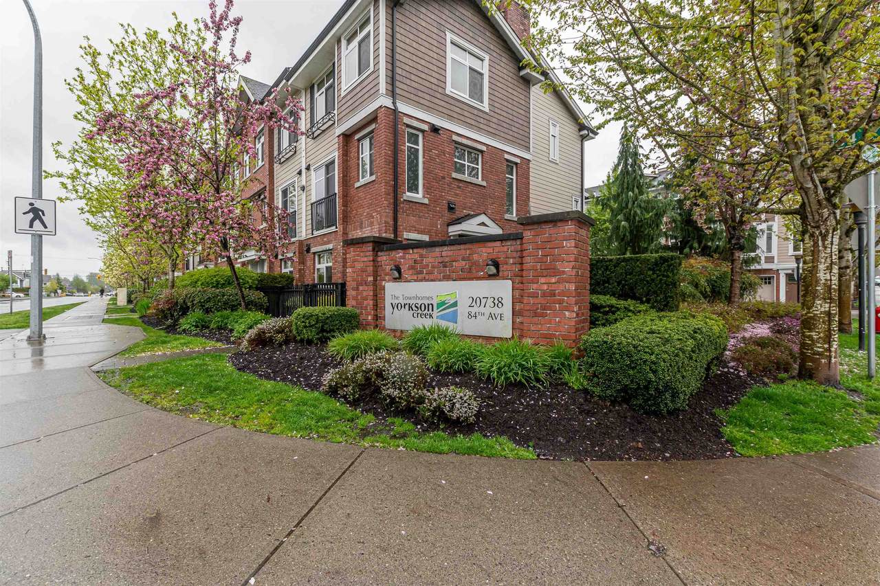 20738 84 Avenue - Photo 1