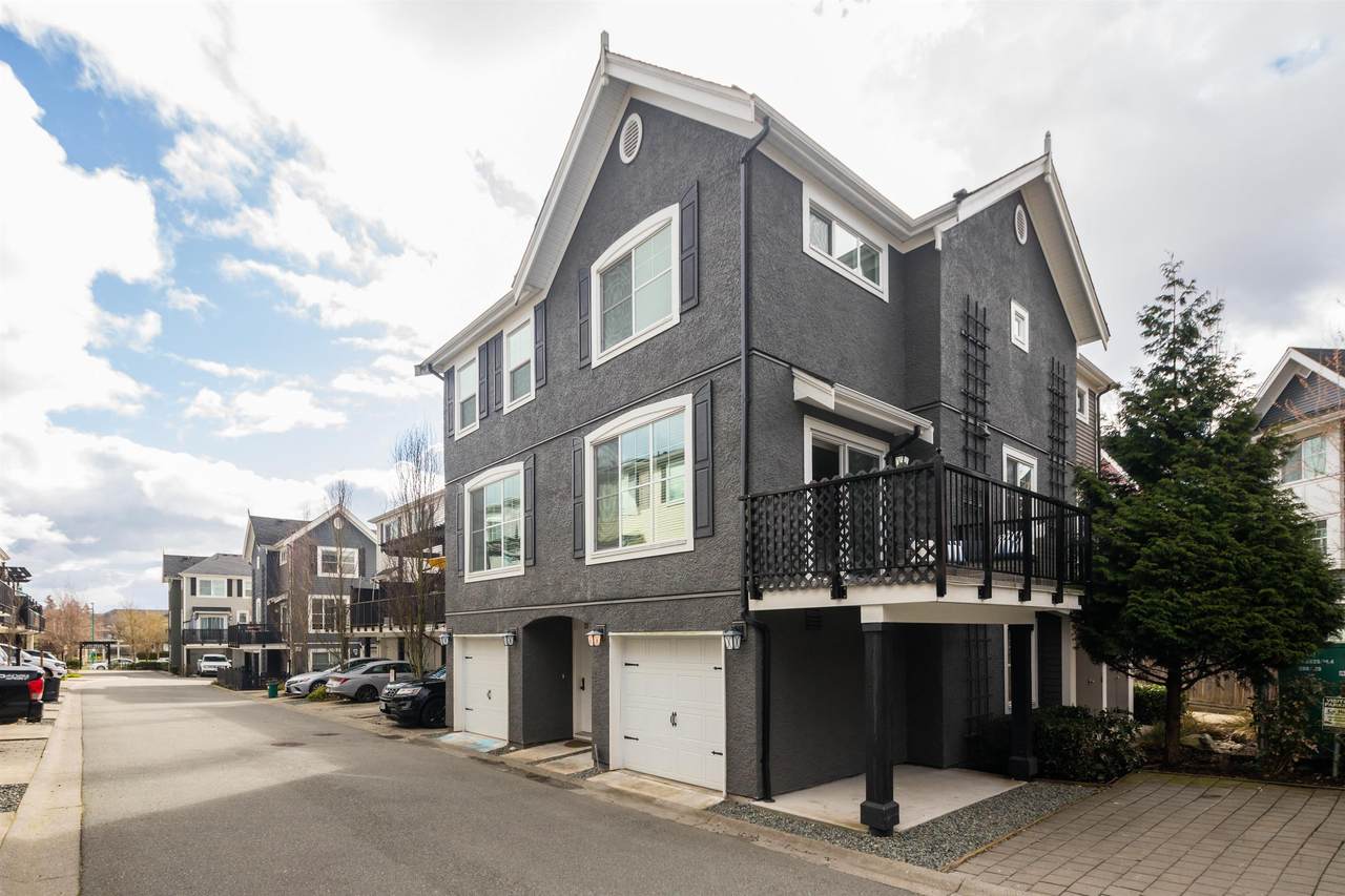 19180 65 Avenue - Photo 1