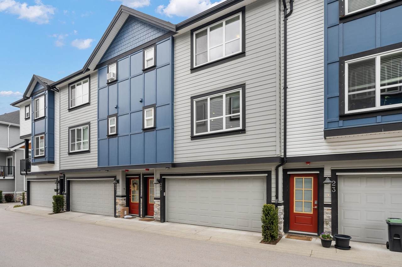 20856 76 Avenue - Photo 1