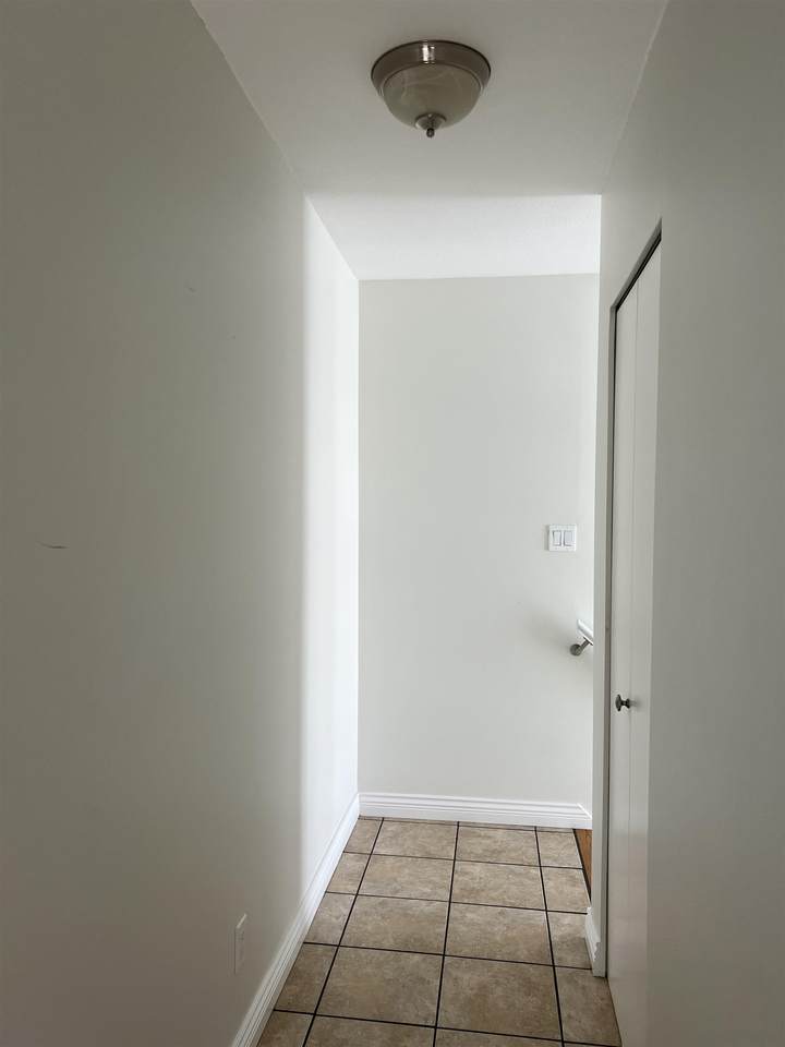 2450 Hawthorne Avenue - Photo 1