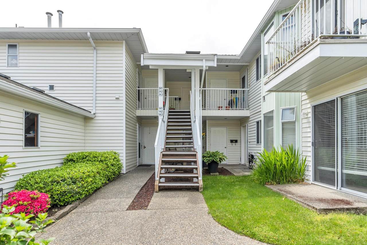 7156 121 Street - Photo 1