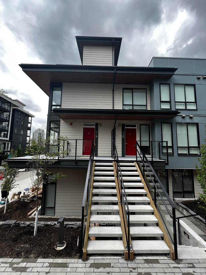 708 Lea Avenue - Photo 1