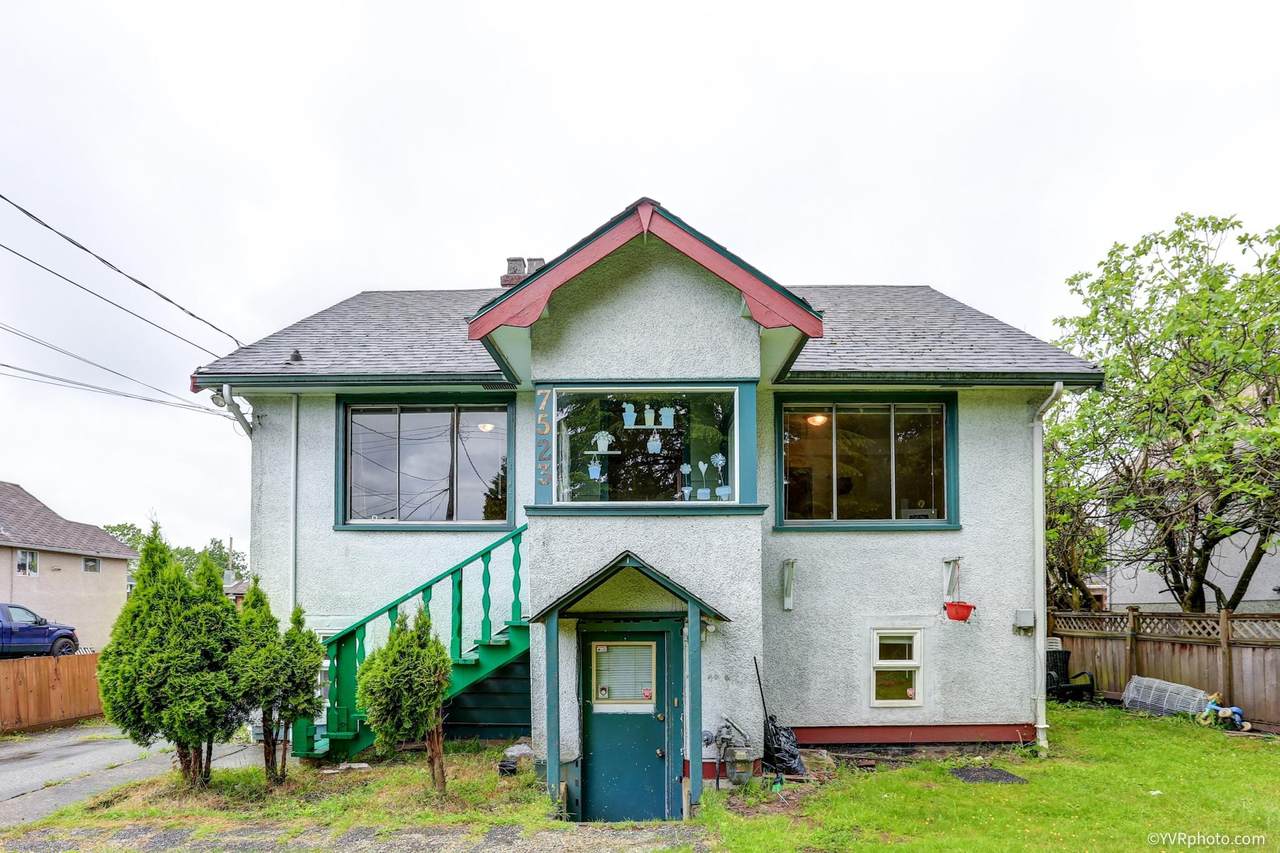 7523 Canada Way - Photo 1