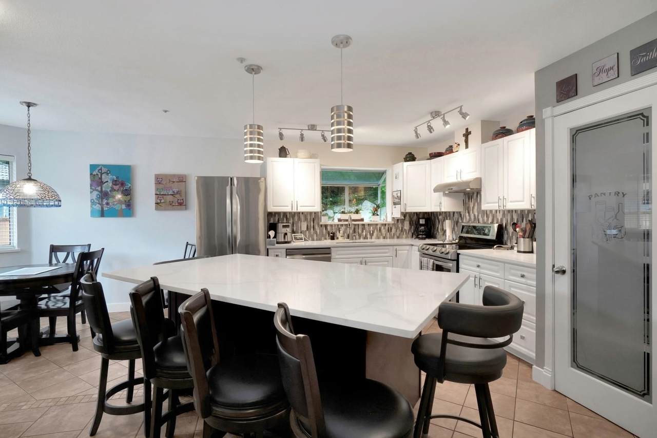 2401 Mamquam Road - Photo 1