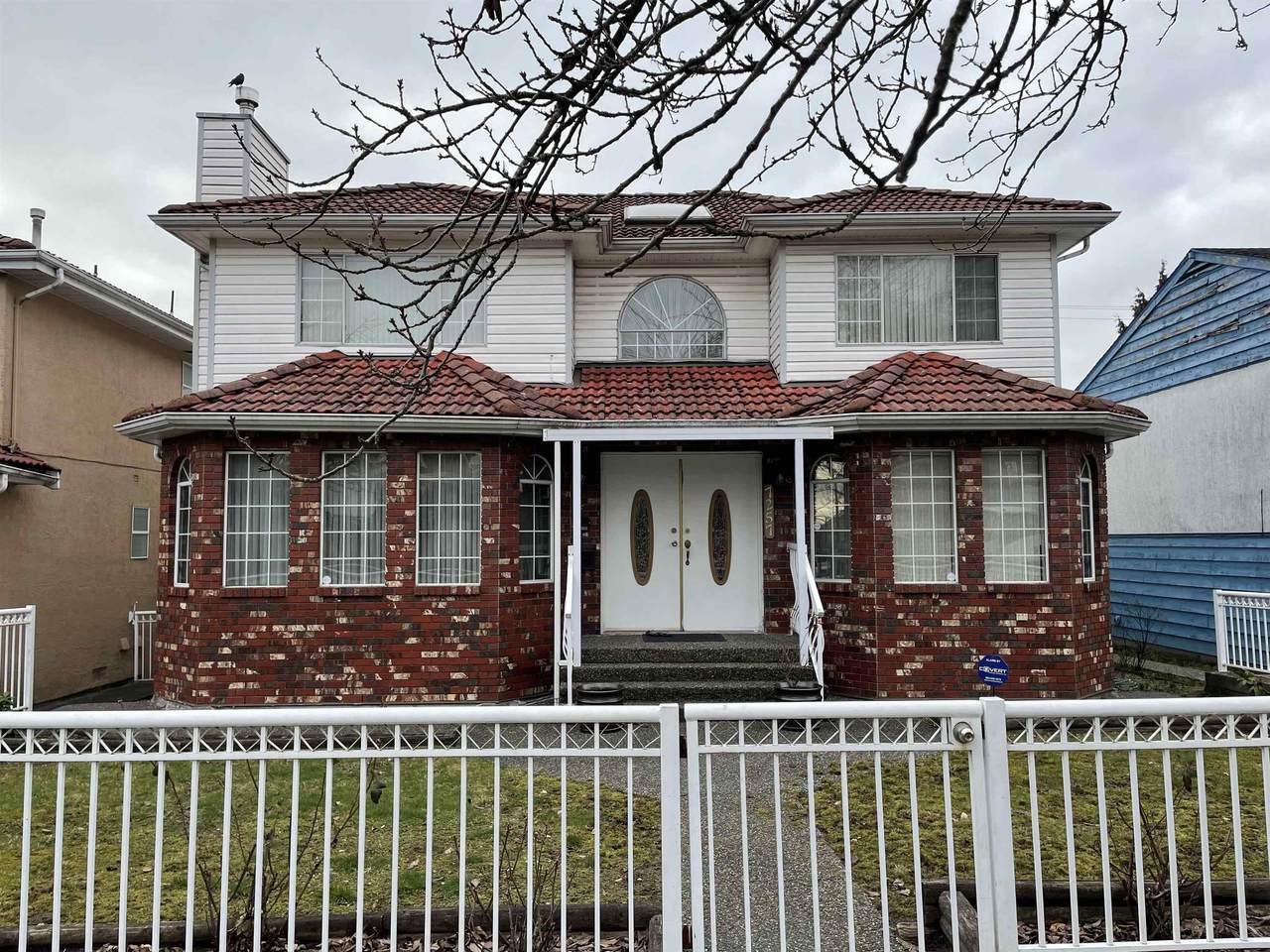7257 Victoria Drive - Photo 1