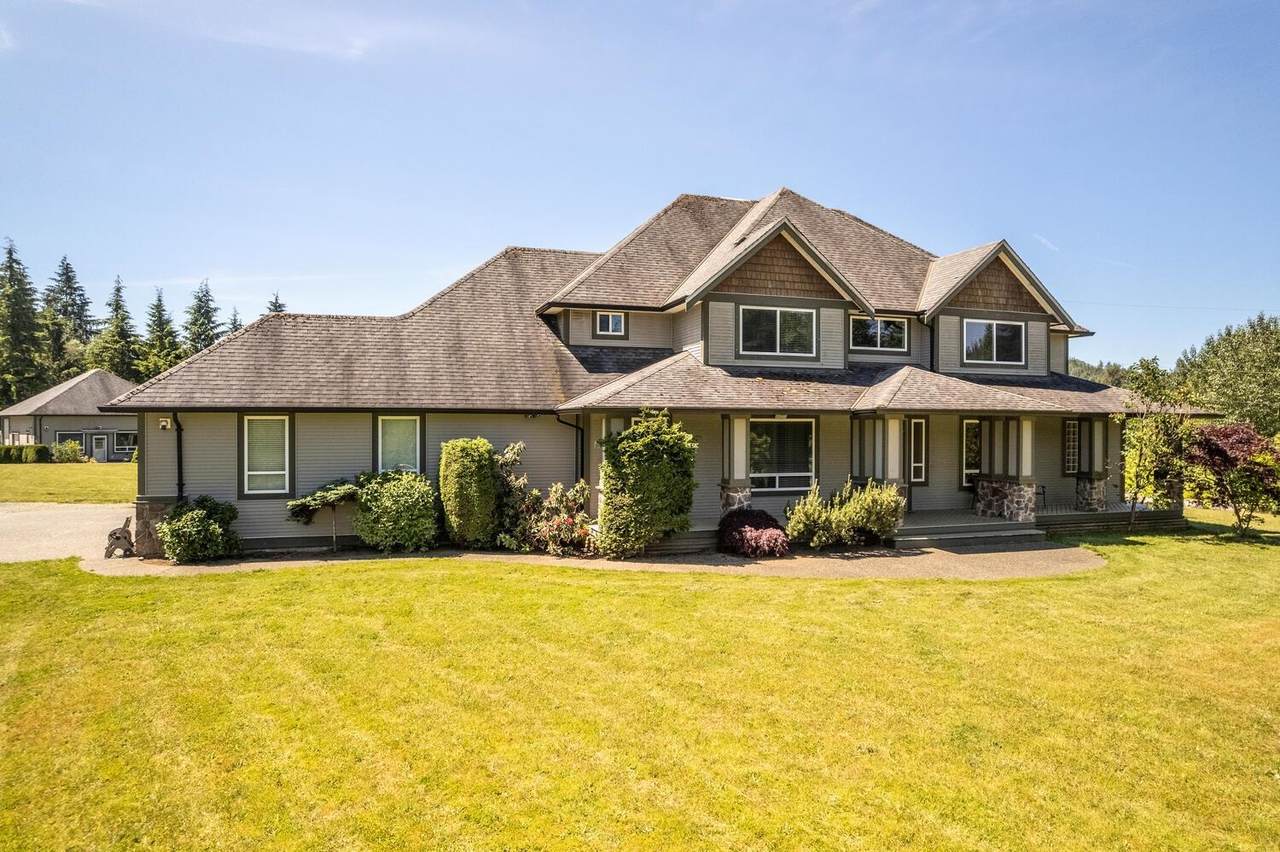 34336 White Avenue - Photo 1