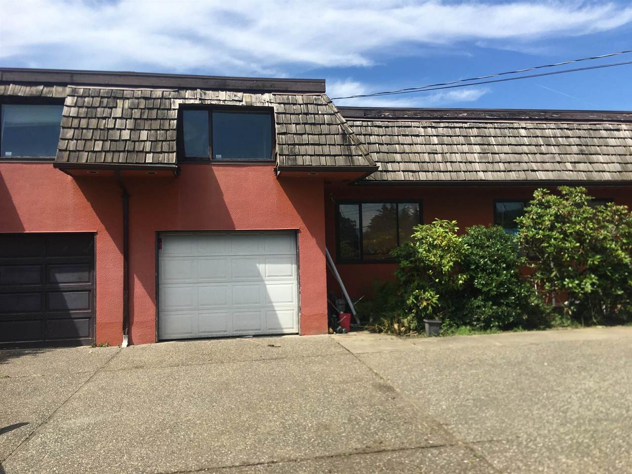 46463 Woodland Avenue - Photo 1