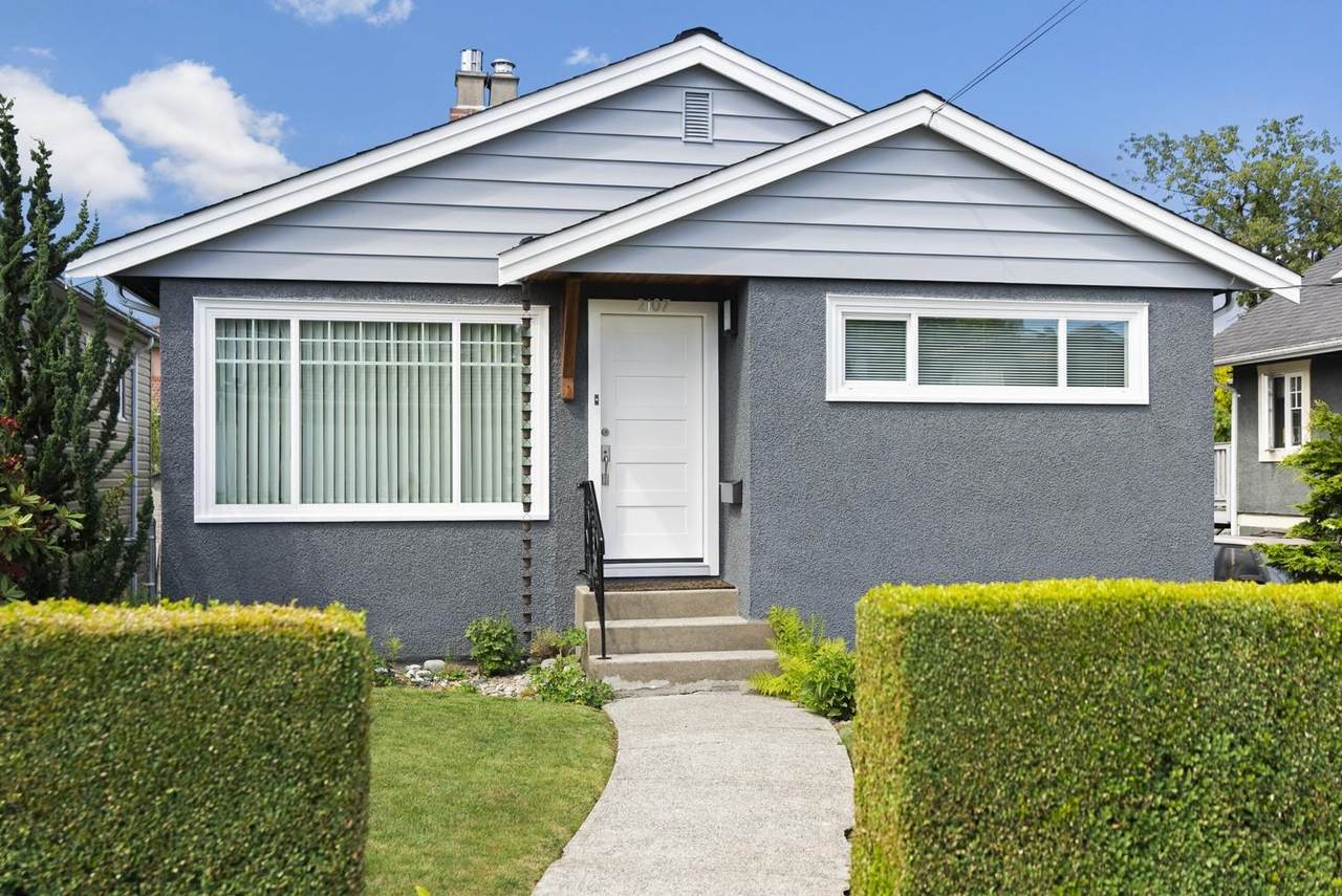 2107 36 Avenue - Photo 1