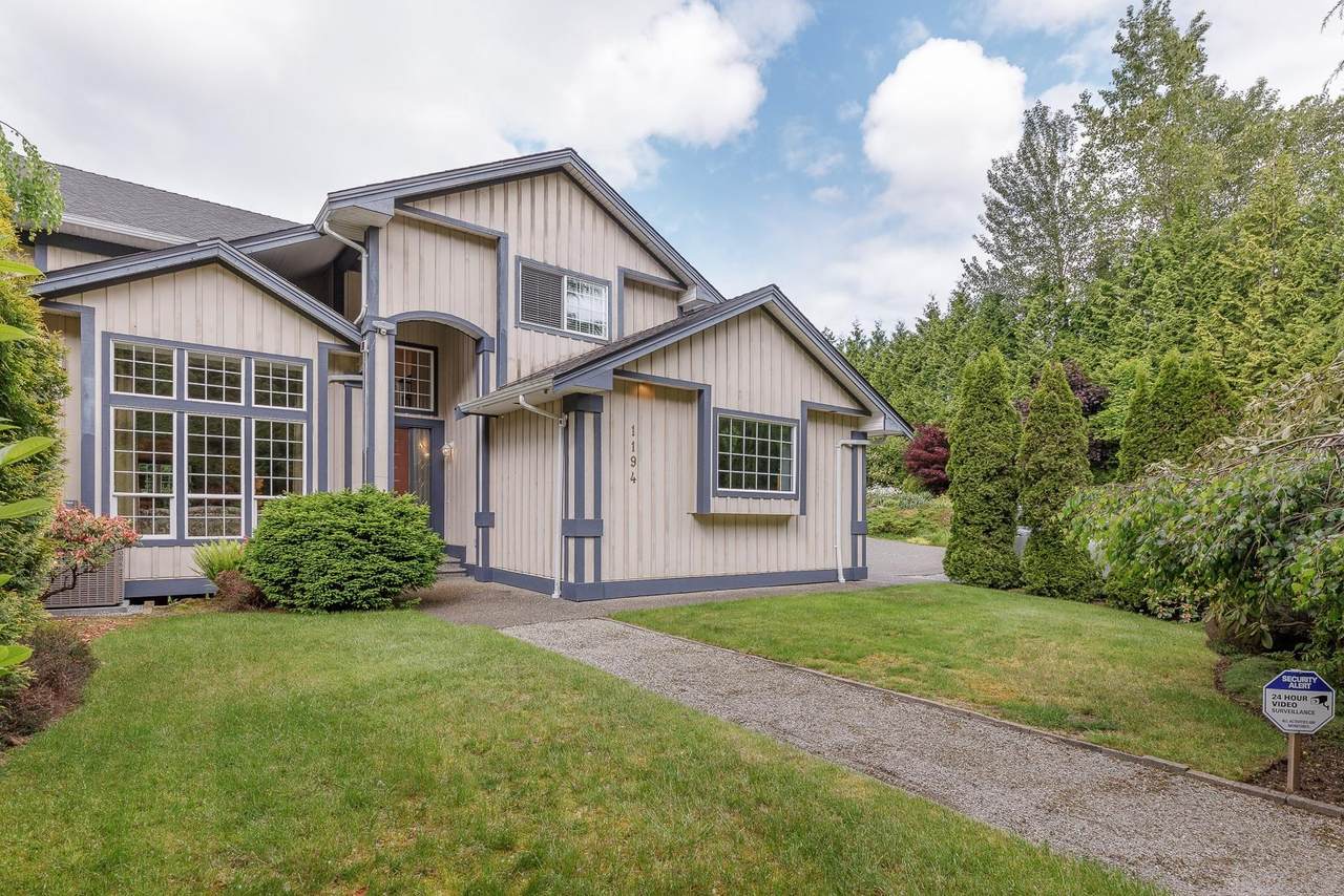 1194 East Road - Photo 1