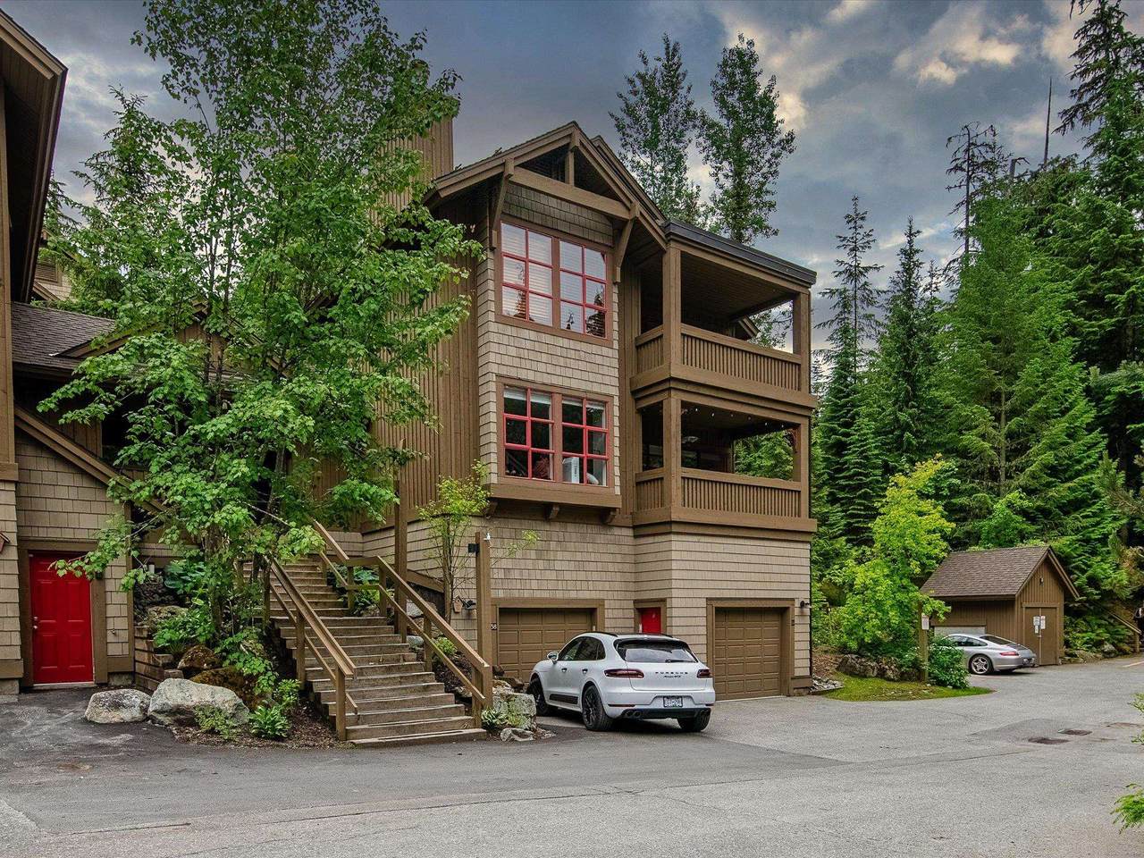 4652 Blackcomb Way - Photo 1