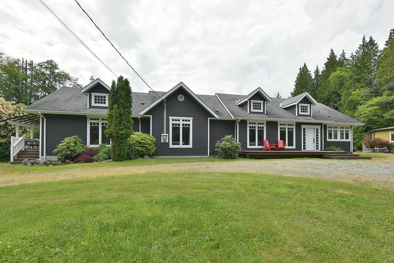 1083 Boyle Road - Photo 1