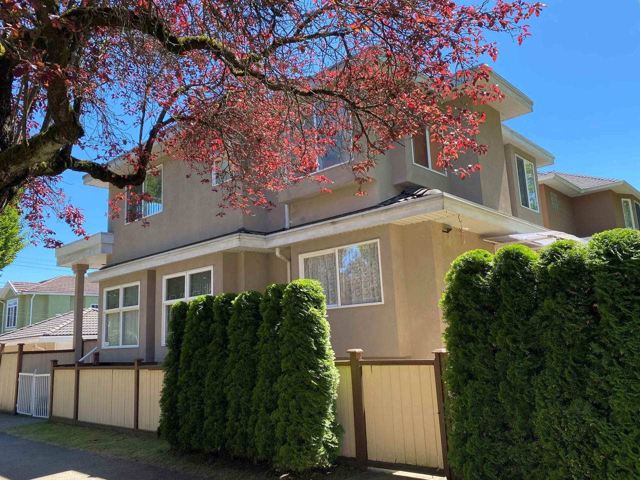 108 54TH Avenue - Photo 1