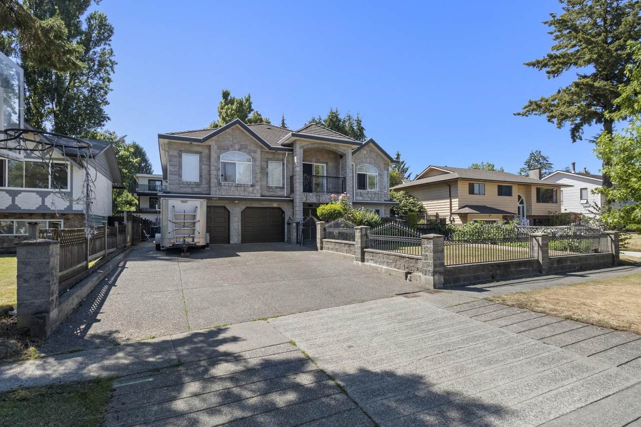 9367 127A Street - Photo 1