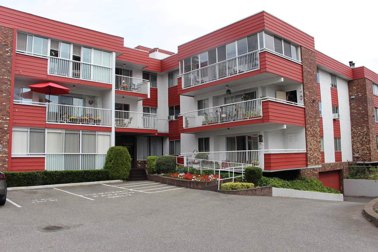 32025 Tims Avenue - Photo 1