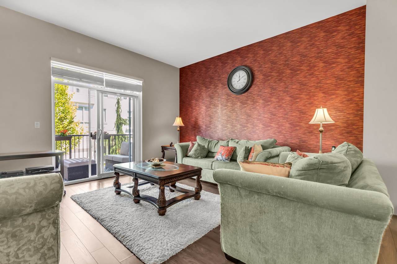 14955 60 Avenue - Photo 1