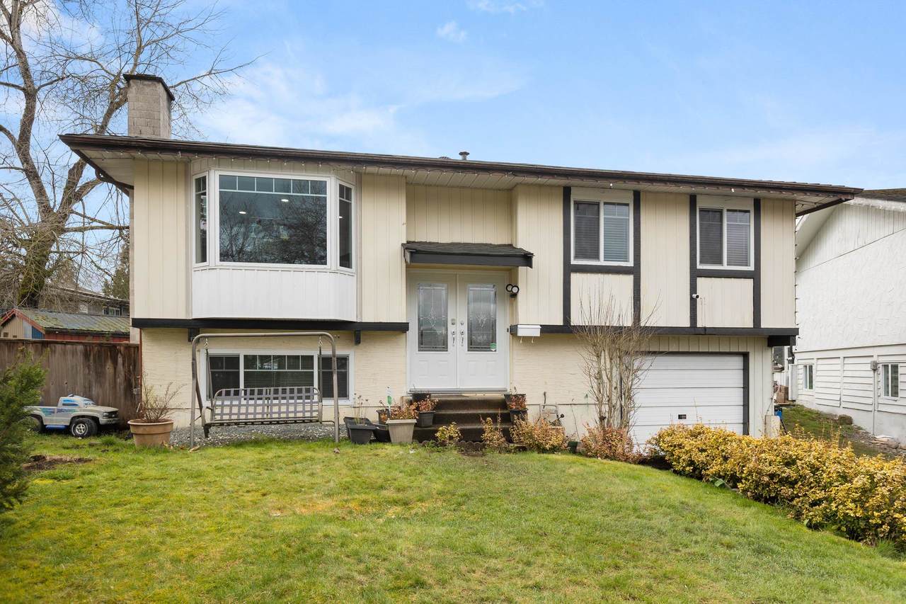 20516 48B Avenue - Photo 1