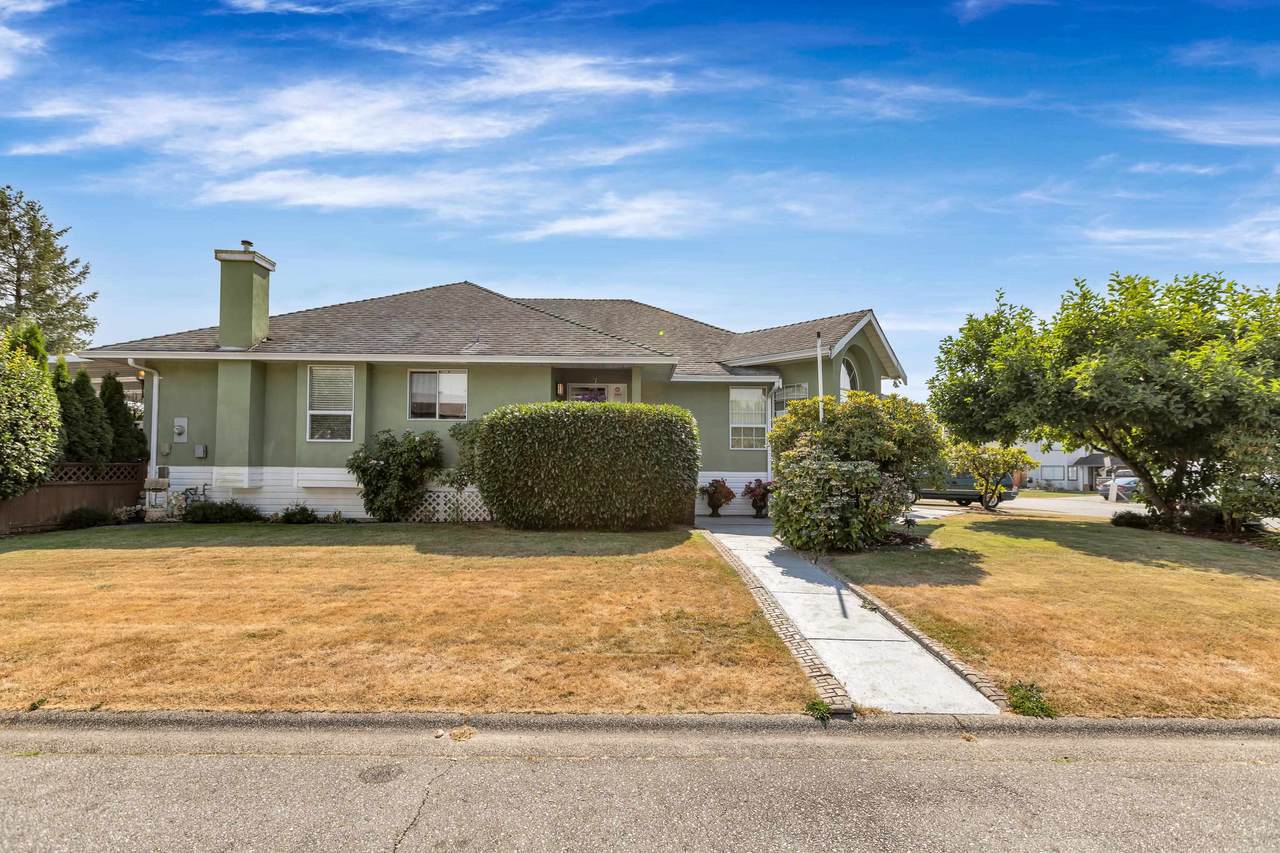 11694 232B Street - Photo 1