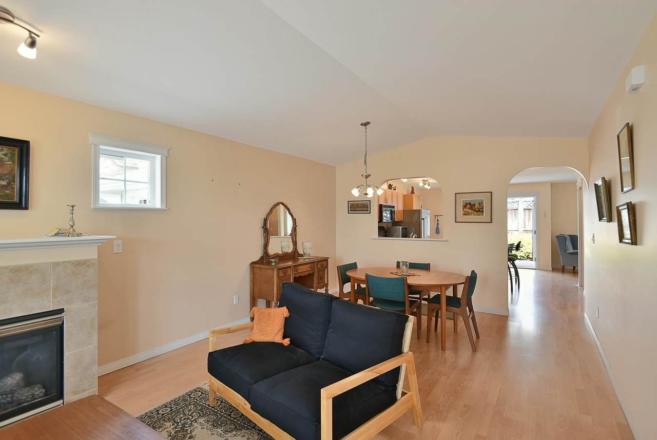 5676 Leonard Wynd - Photo 1
