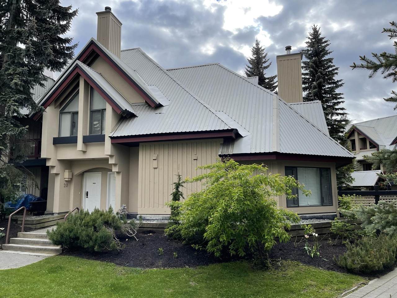 4637 Blackcomb Way - Photo 1