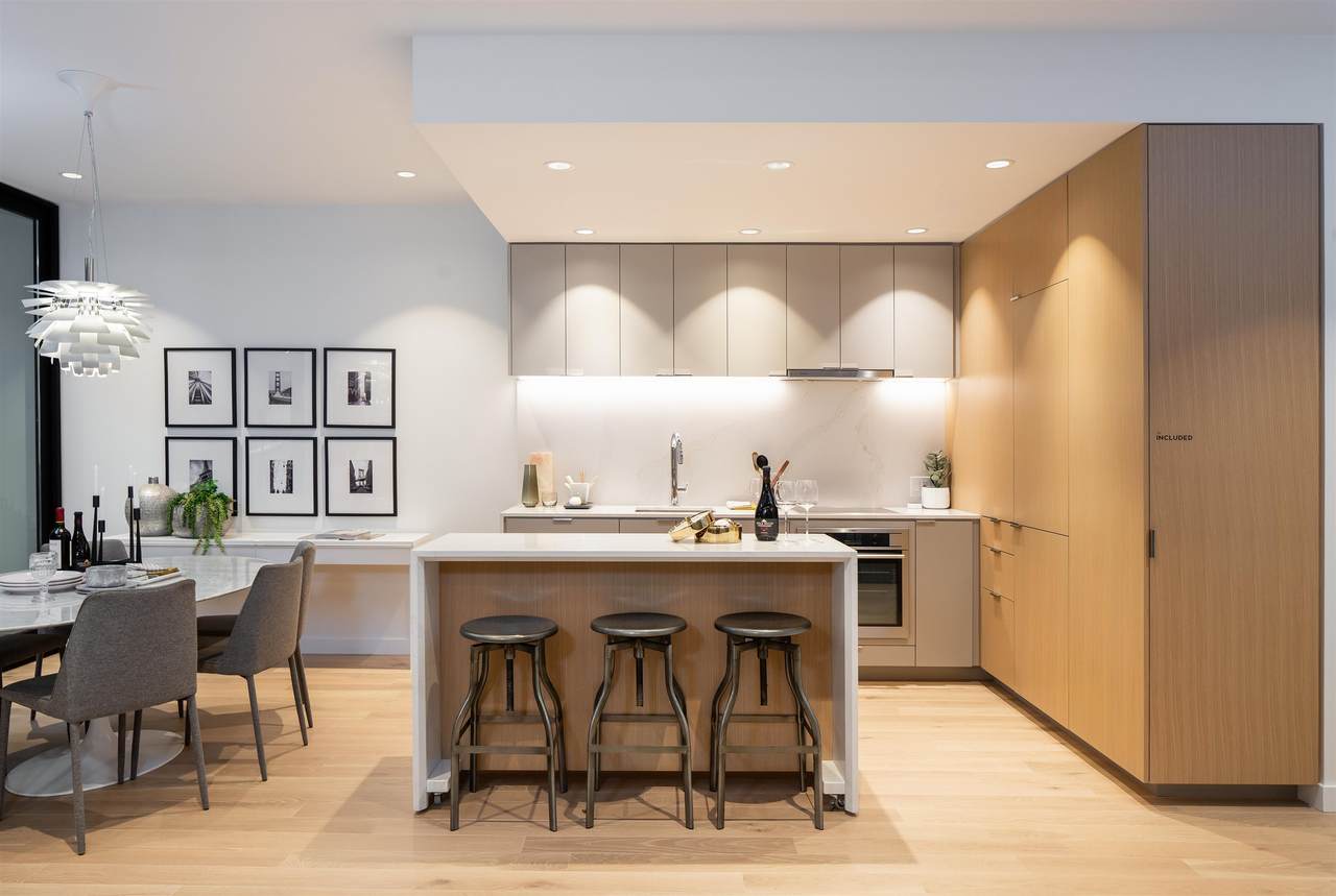 239 Keefer Street - Photo 1