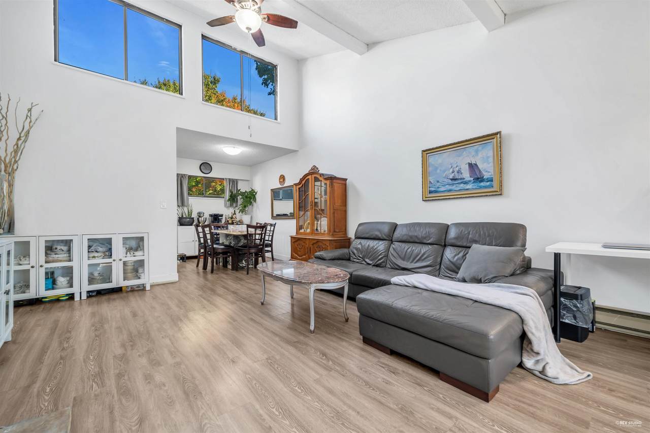 11771 King Road - Photo 1