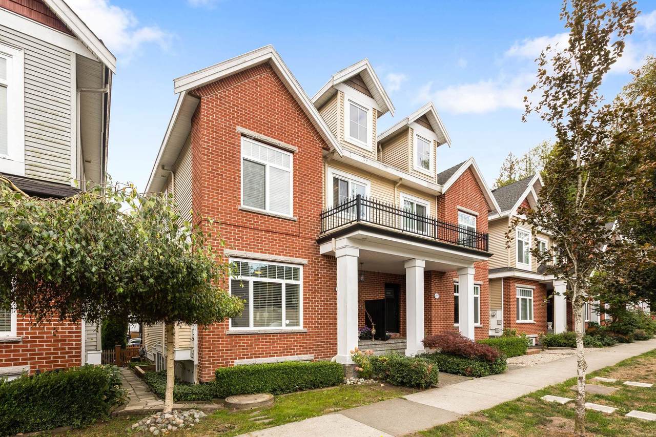 13960 64A Avenue - Photo 1