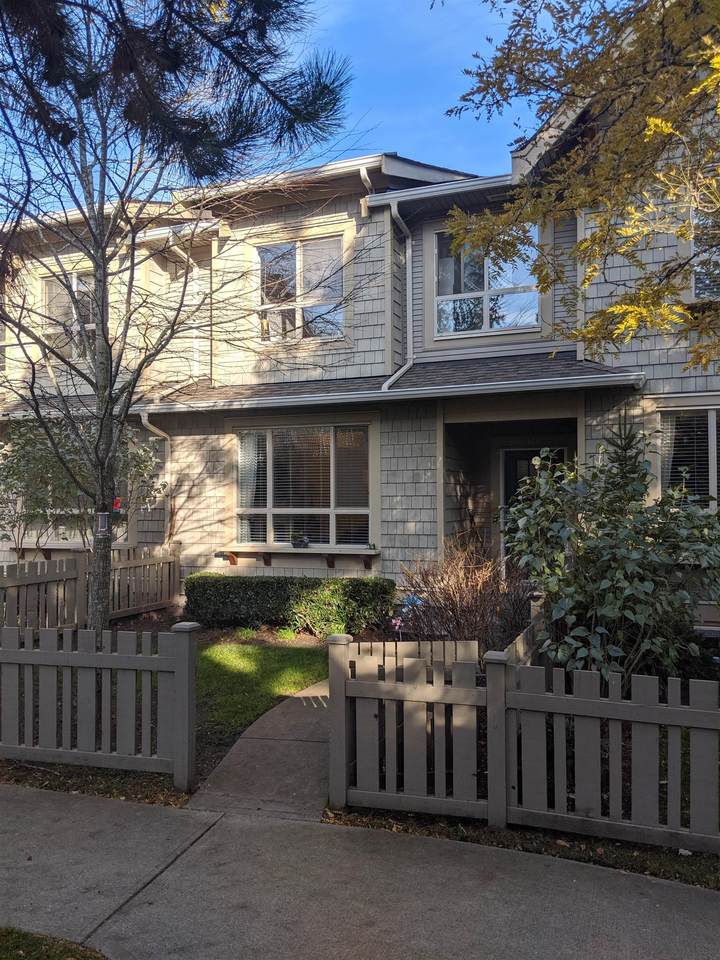 2738 158 Avenue - Photo 1
