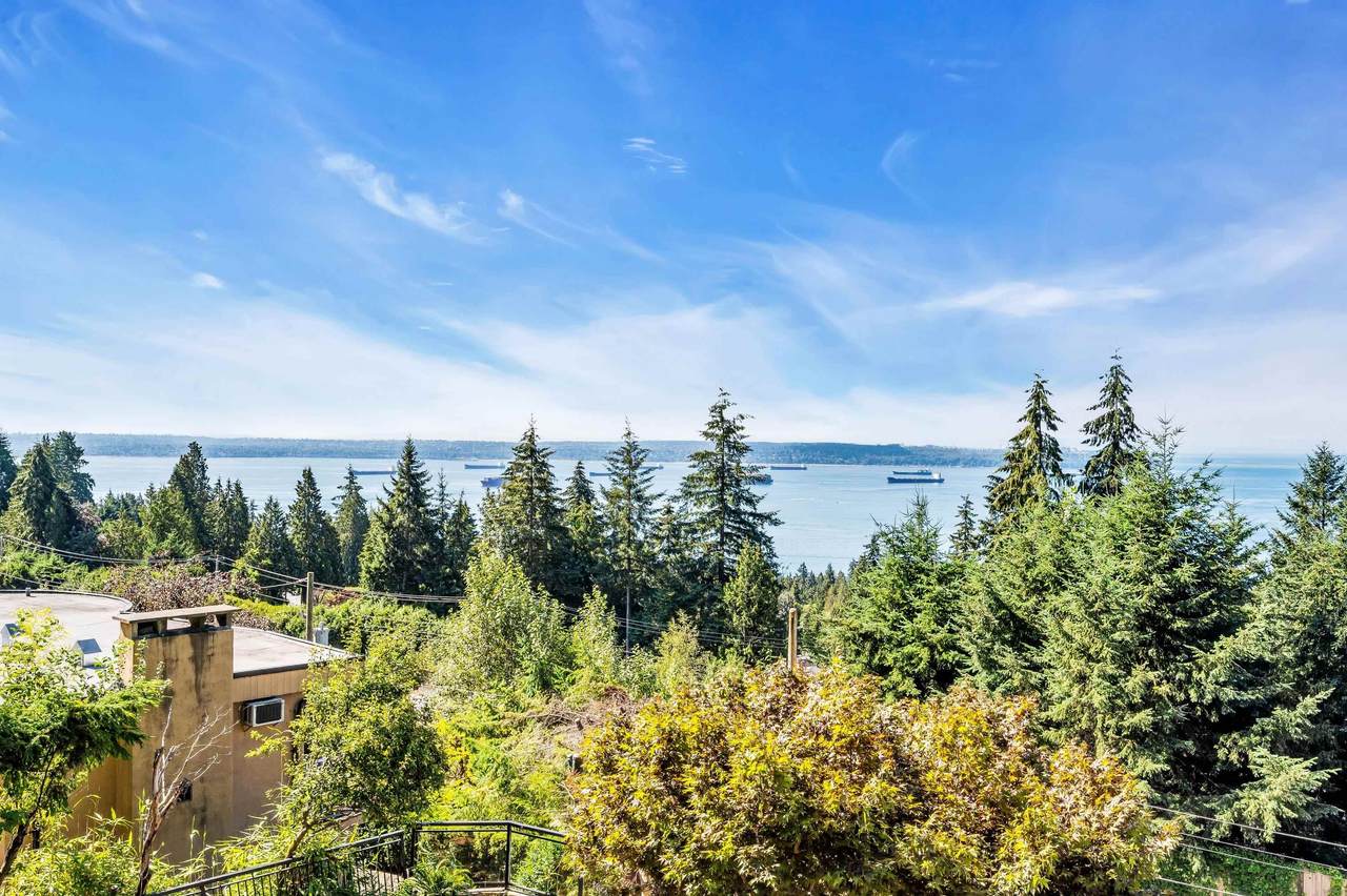 2745 Skilift Place - Photo 1