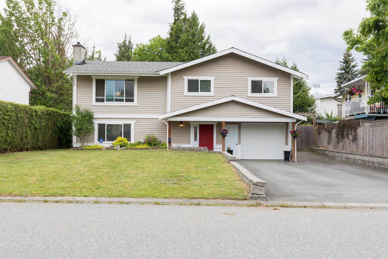 32183 Mouat Drive - Photo 1