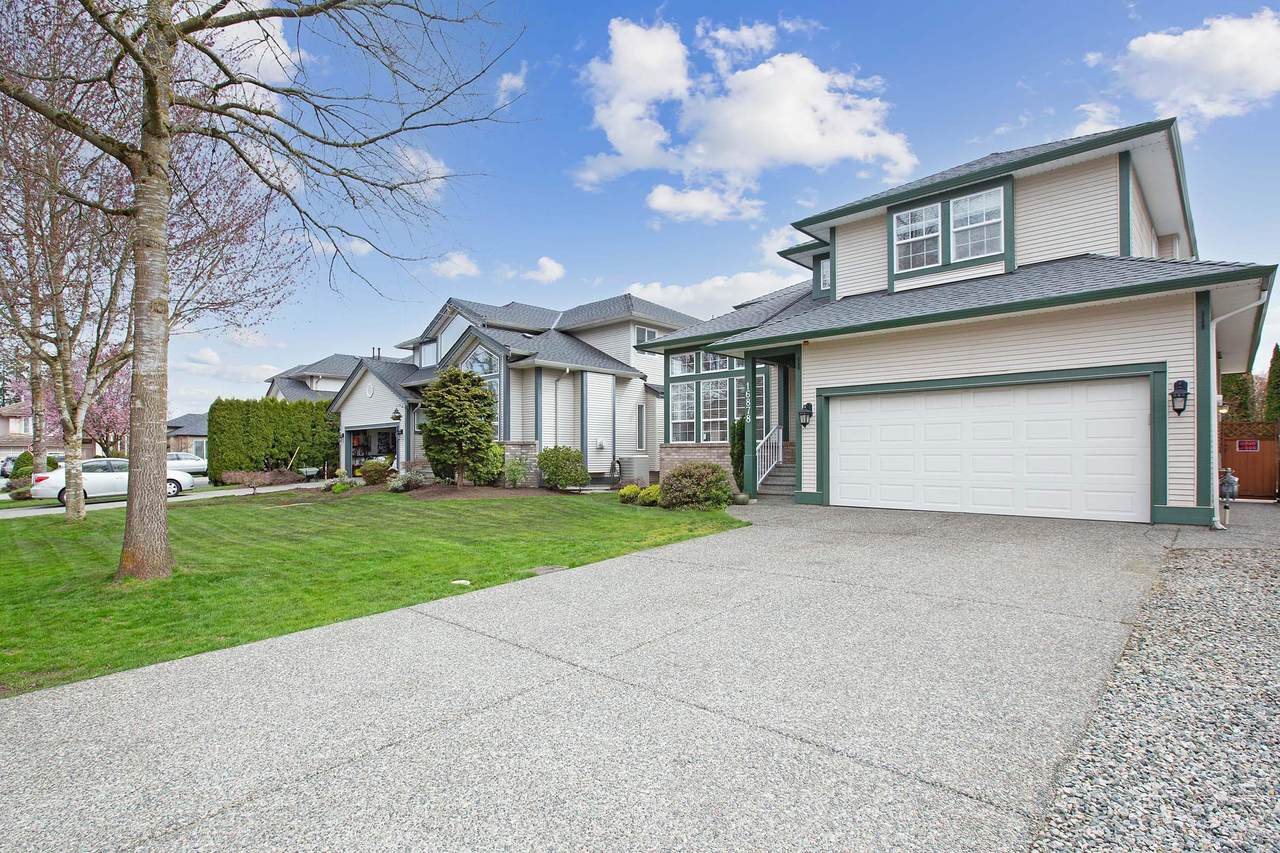 16878 61A Avenue - Photo 1