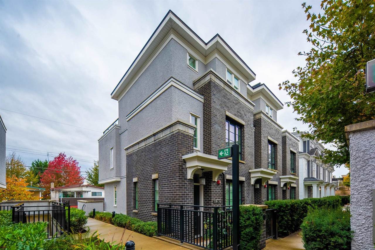 262 62ND Avenue - Photo 1