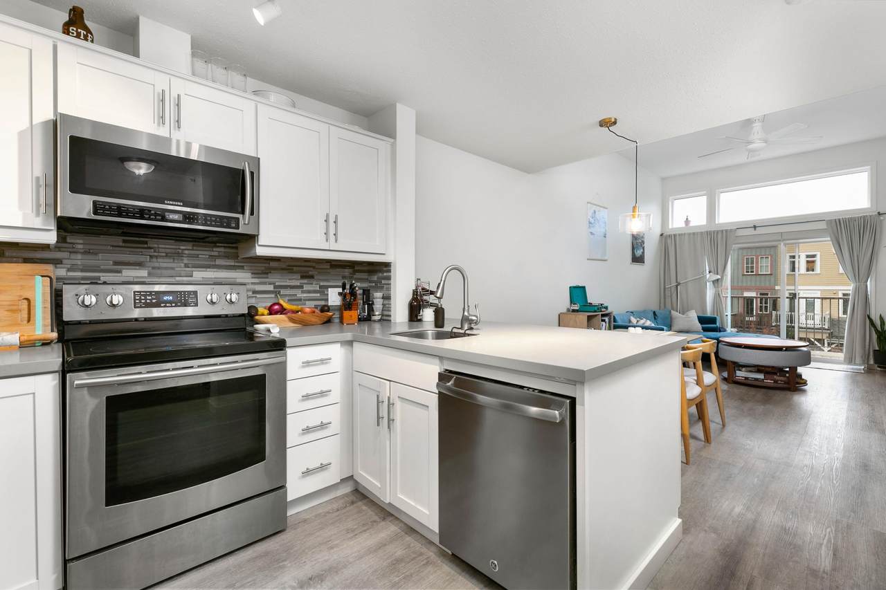 7331 Arbutus Street - Photo 1